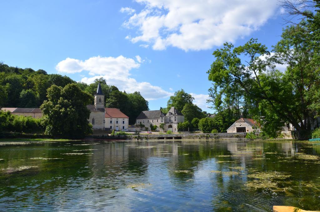 Gentilhommiere Eaux Bleues Bed & Breakfast Ecot-la Combe Exterior photo