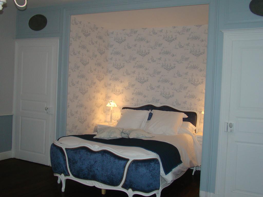 Gentilhommiere Eaux Bleues Bed & Breakfast Ecot-la Combe Room photo